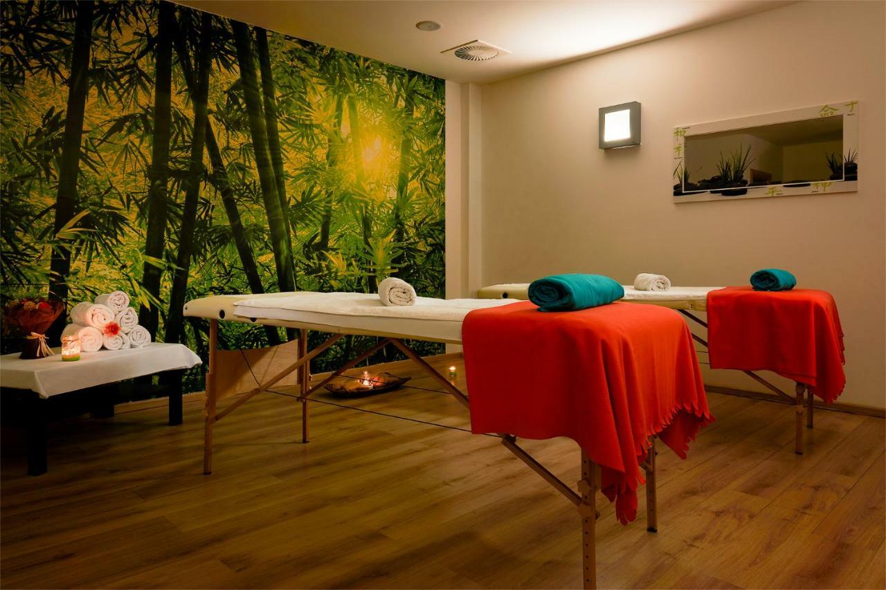 Wellness Hotel Luzan Румбурк Экстерьер фото