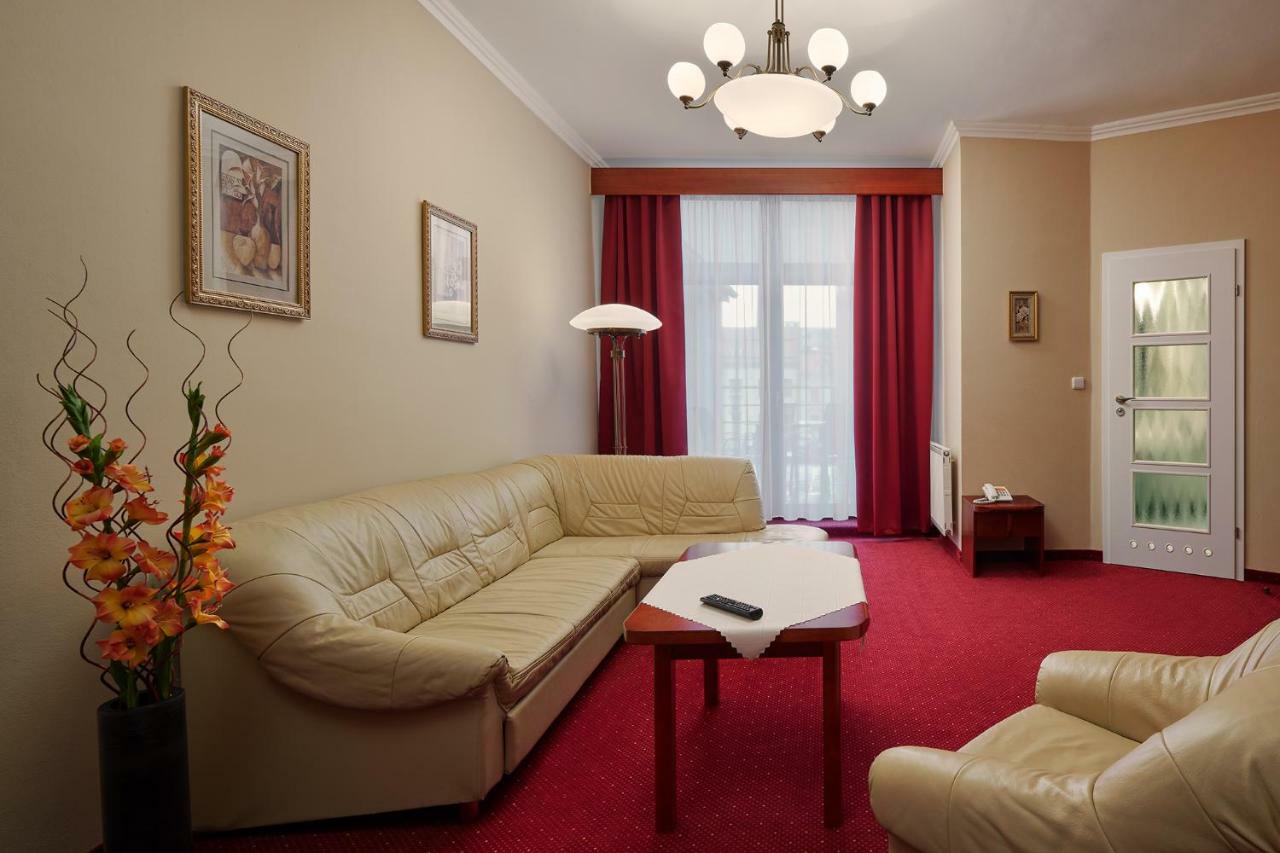 Wellness Hotel Luzan Румбурк Экстерьер фото