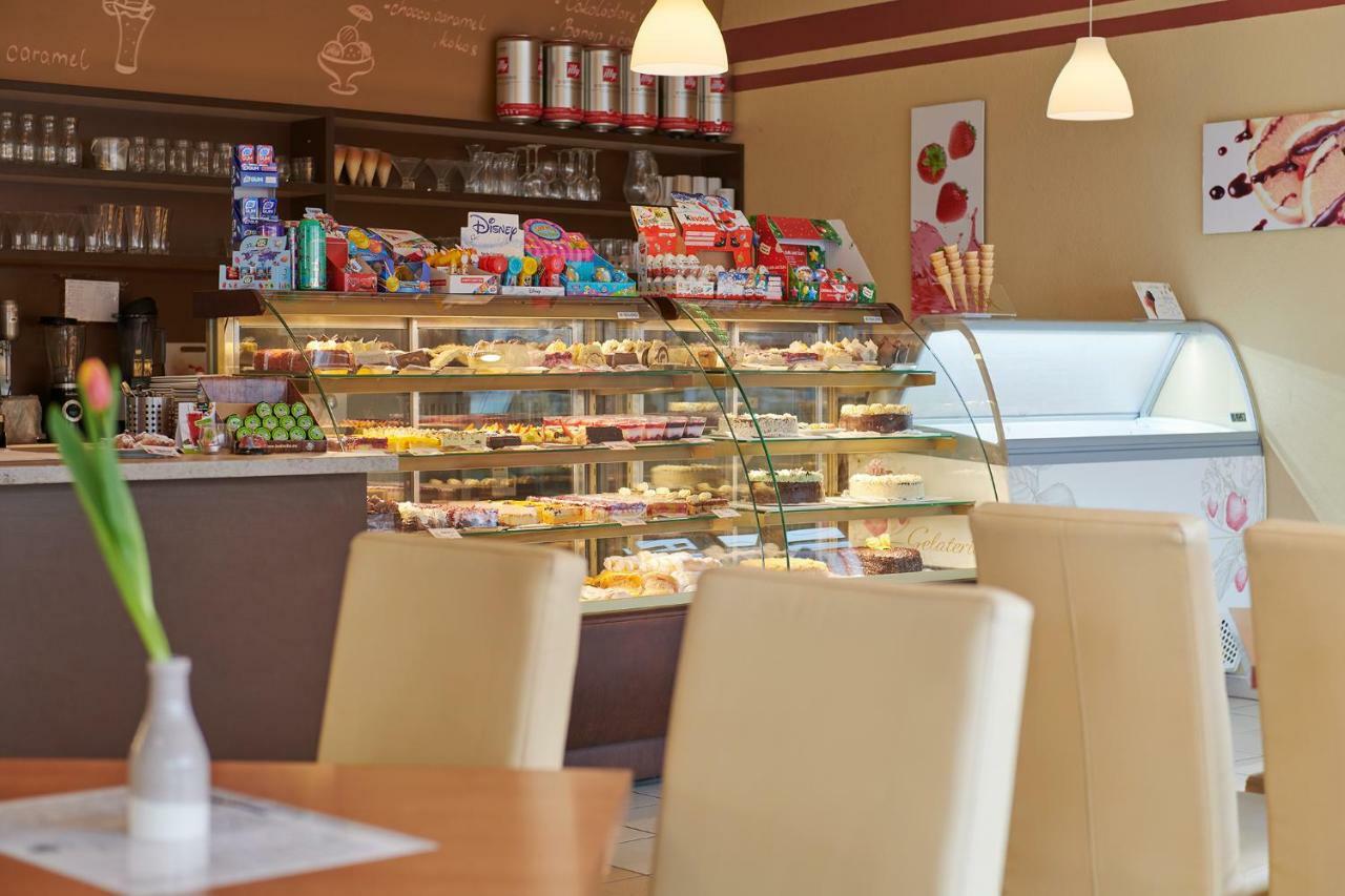 Wellness Hotel Luzan Румбурк Экстерьер фото