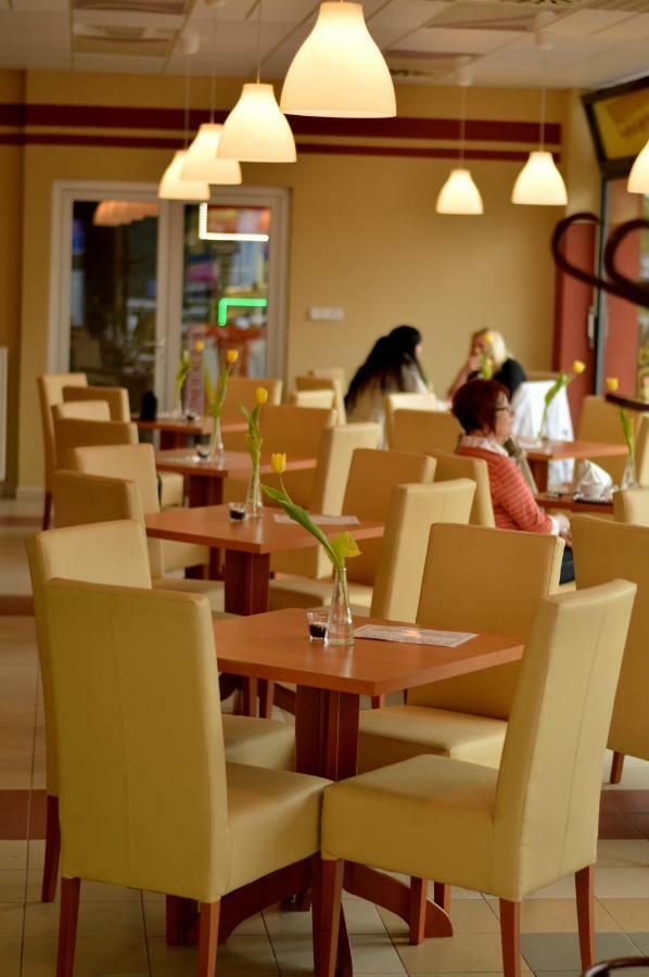 Wellness Hotel Luzan Румбурк Экстерьер фото
